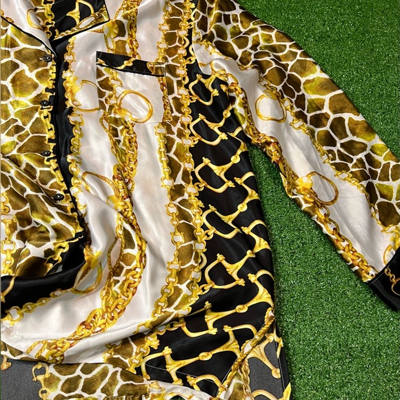 Victoria’s Secret Chain Link Satin Pj Set - Picture 5 of 16